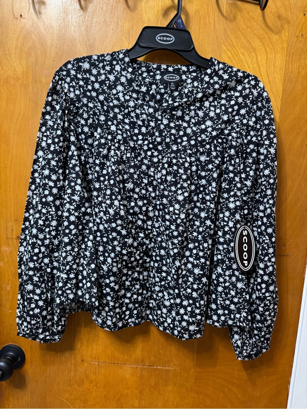Scoop Black Floral Long-Sleeve Blouse